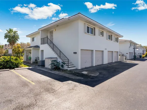 8048 SW 80th Ave, Miami, FL 33143