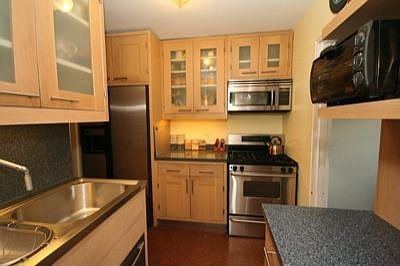 1st image of 100 Park Ter W APT 2F