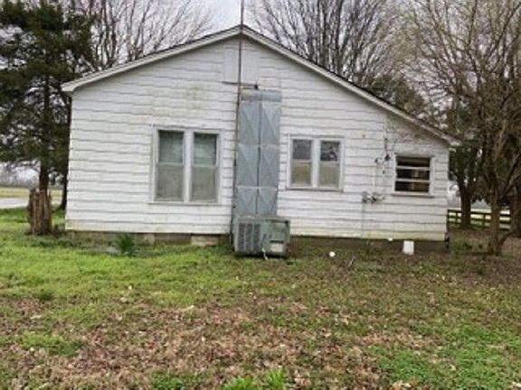 2nd image of 334 Foster St