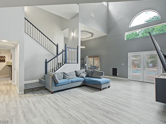 5th image of 6846 Tree Haven Ct