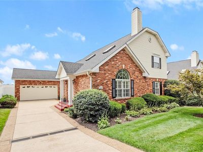 7430 Whitehall Colonial Ln, Saint Louis, MO, 63119