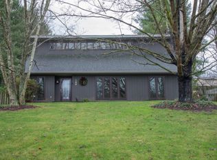 168 Valley View Dr, Abingdon, VA 24210