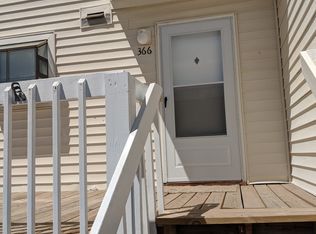 366 N 1st St, Hampton, VA 23664