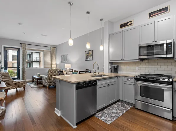200 Manufacturers Rd APT 343, Chattanooga, TN 37405