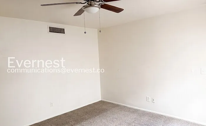 848 N 86th Pl — Photo 6