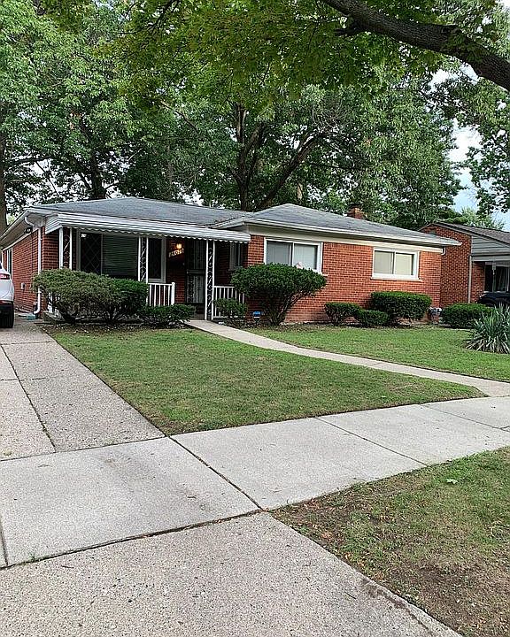 1st image of 24070 Meadowlark Ave