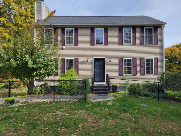 45 Howarth Rd, Oxford, MA 01540