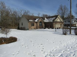 2870 Sands Rd, Lima, OH 45805