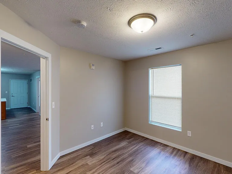 Talon Apartments — Photo 38