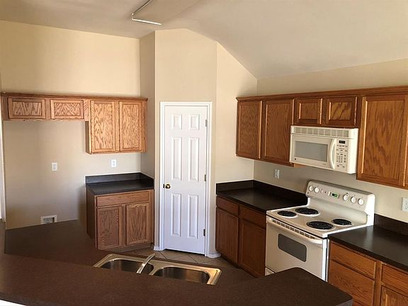 5th image of 2124 Pacino Dr