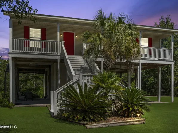 3526 Judy Ave, Pass Christian, MS 39571