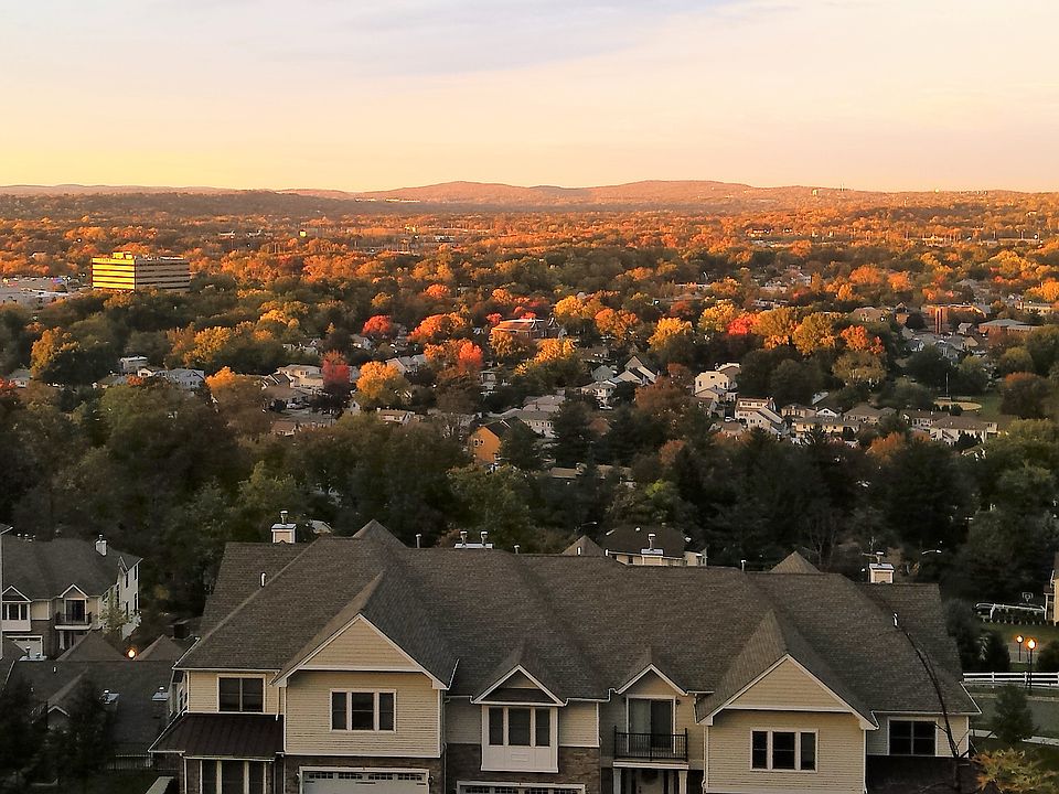 North Vista - Fall Season