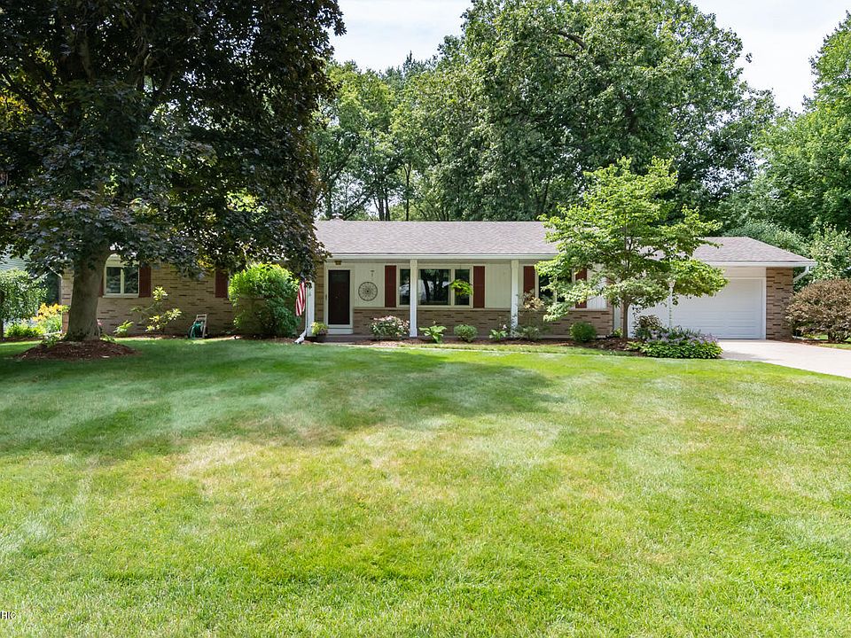 1st image of 5127 Whippoorwill Dr
