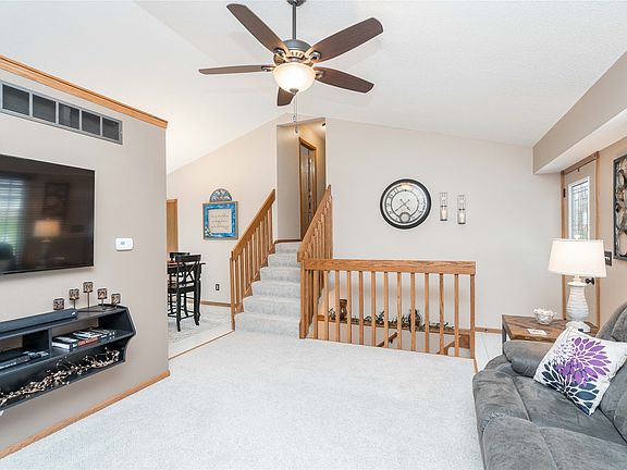 3rd image of 530 N 9th St