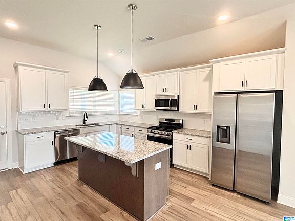 7th image of this home