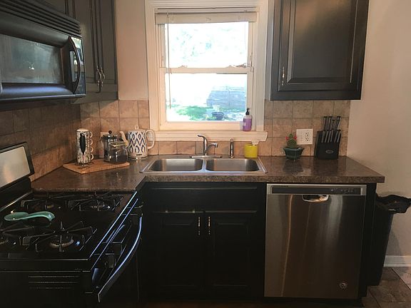 3rd image of 3041 S 10th St