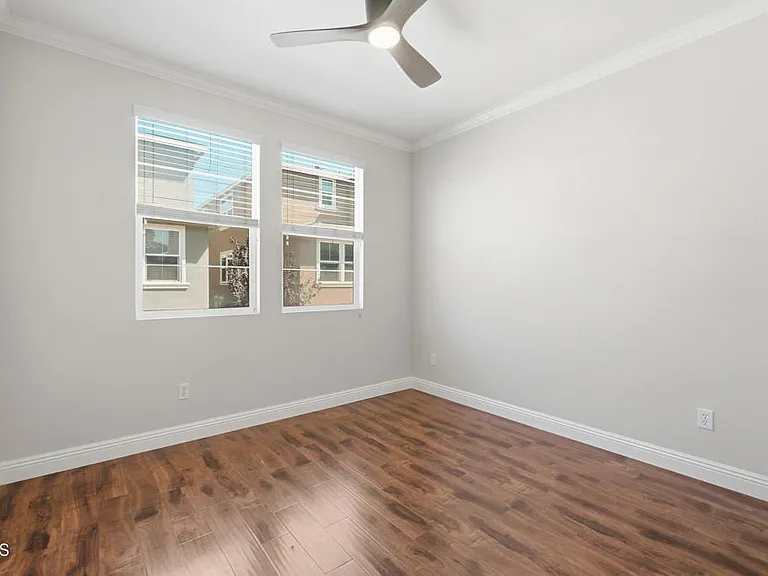 3146 N Ventura Rd — Photo 18