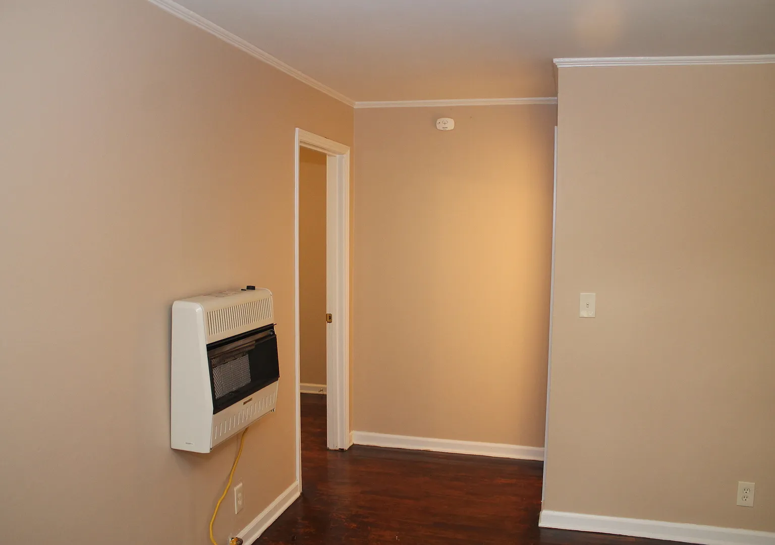 620 Evans St. — Photo 4