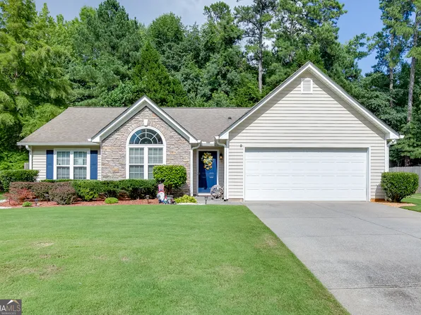 558 Bellingham Dr, Sugar Hill, GA 30518