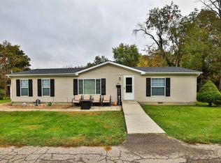 316 N Supinger Ave, Blanchester, OH 45107