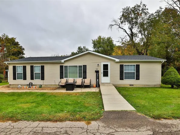 316 N Supinger Ave, Blanchester, OH 45107