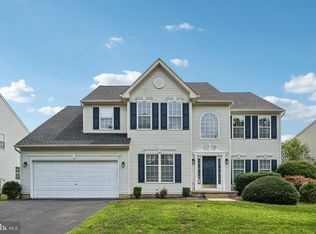 22 Dalton Dr, Newark, DE 19702