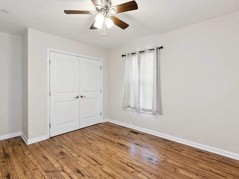 1419 Leaf Ln — Photo 18