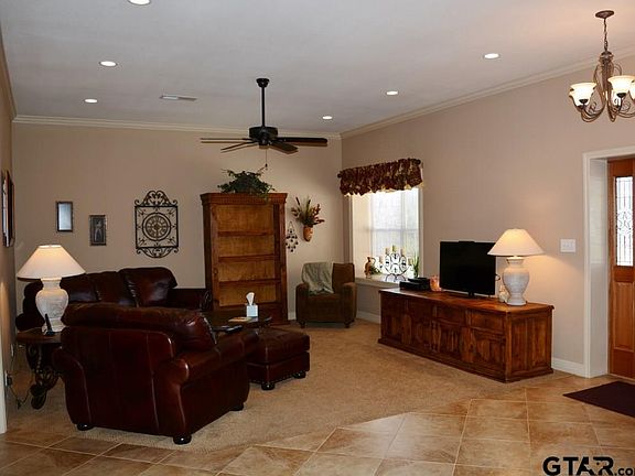 5th image of 1021 Farm Road 2948