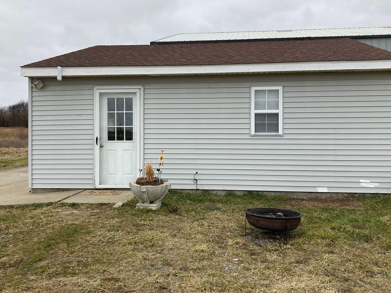 4410 Naomi Rd, Sodus, MI 49126 Zillow