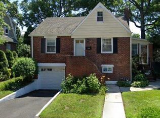 264 Beverly Hills Rd, Fort Lee, NJ 07024
