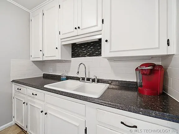 3714 E 2nd Pl — Photo 15