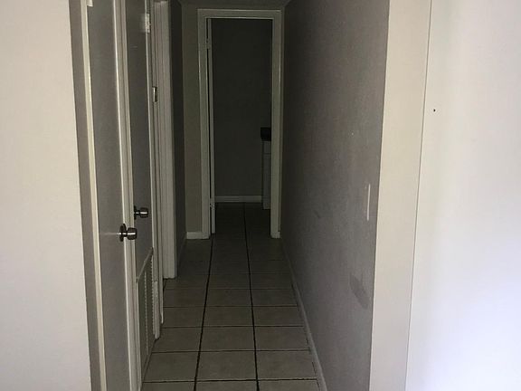 4th image of 1632 S Jefferson Ave