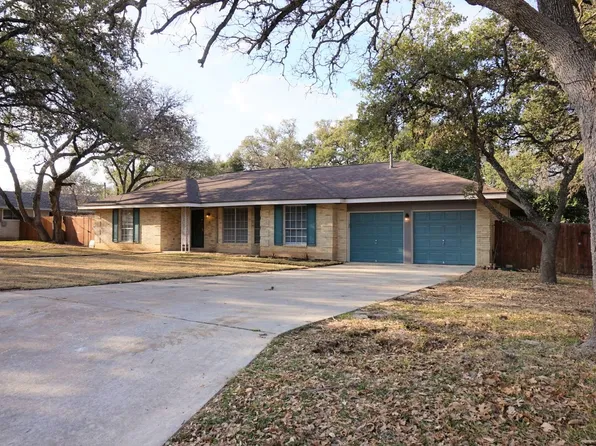313 Sagecrest Dr, Hollywood Park, TX 78232