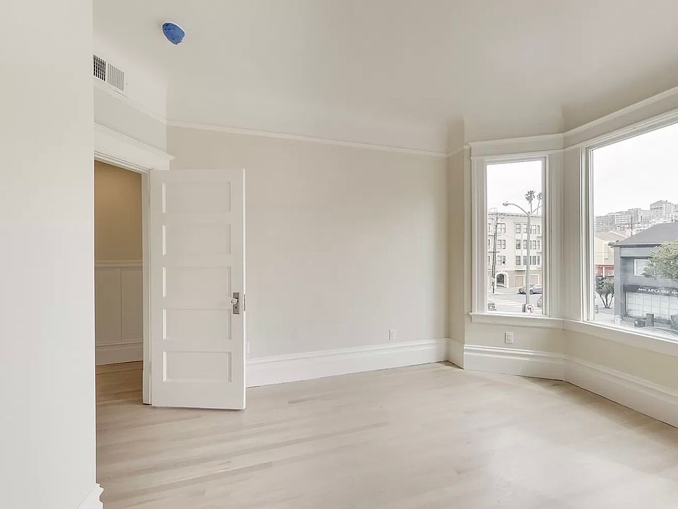 1st image of 2008B Lombard St #2008B