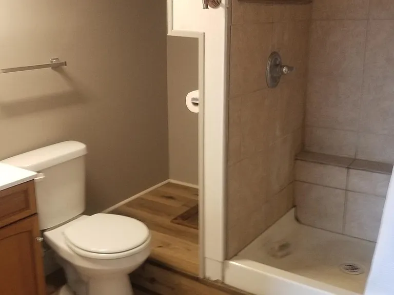 1024 W 1st St #3 — Photo 11