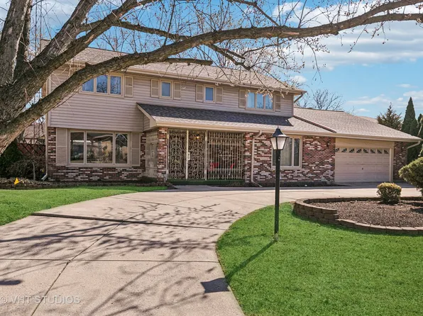 12815 S Winnebago Rd, Palos Heights, IL 60463
