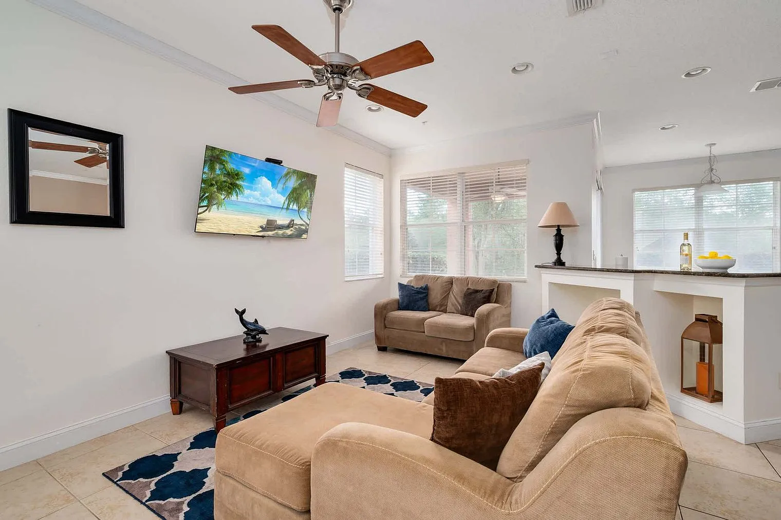 4 bed, 2.0 bath, 1851 sqft, $2,361 — Photo 3