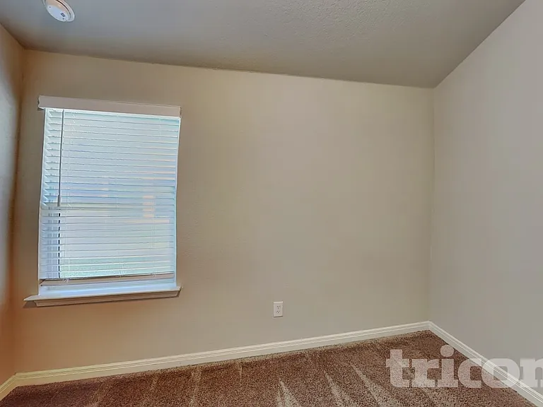 13543 Paxton Blvd — Photo 11