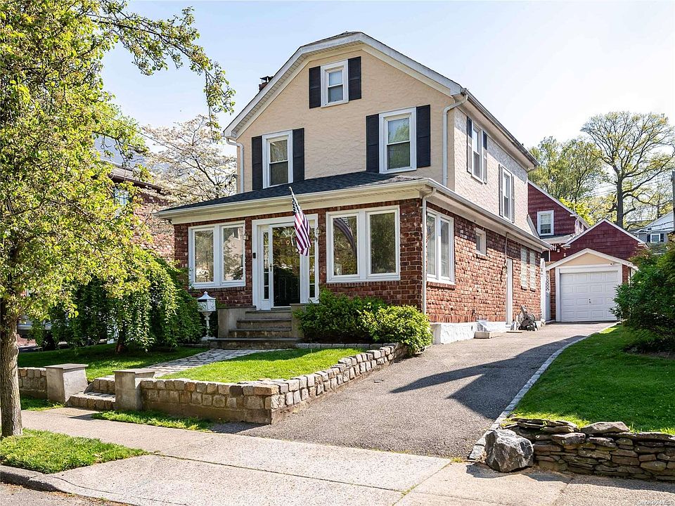 1st image of 9 Hillview Avenue