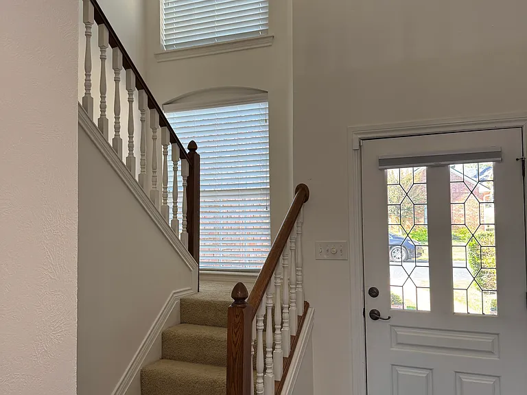 7117 Holly Square Ct — Photo 17