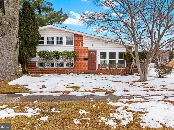 1002 Scotts Hill Dr, Baltimore, MD 21208