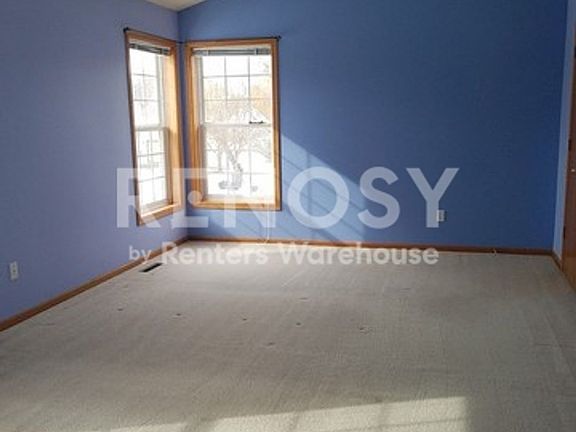 5th image of 18129 W 82nd St