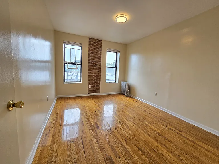 1014 Eastern Pkwy #4B — Photo 1