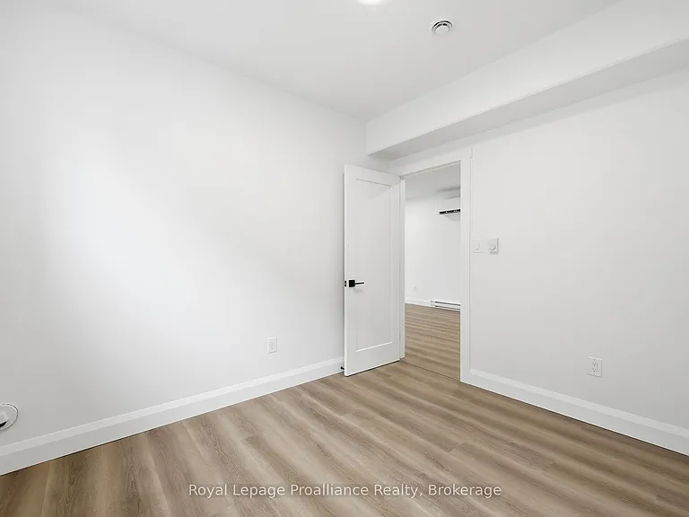 90B Lywood St #LOWER — Photo 24