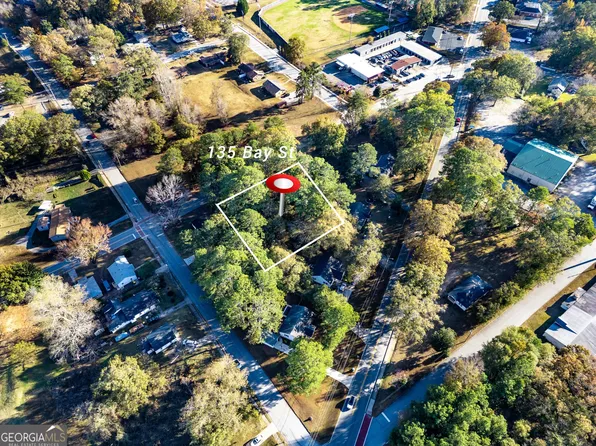 135 Bay St SE, Fairburn, GA 30213