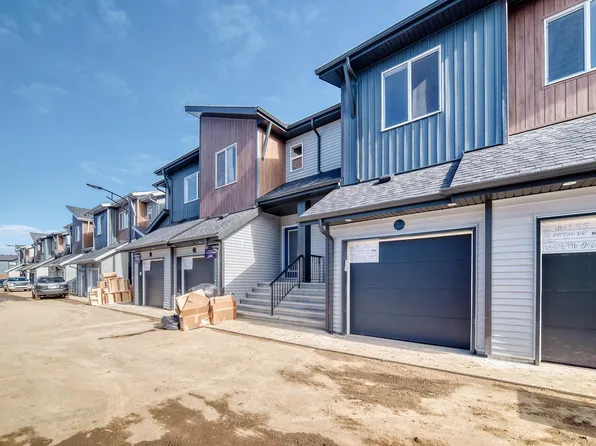 710 Mattson Dr SW #34, Edmonton, AB T6X 1A3