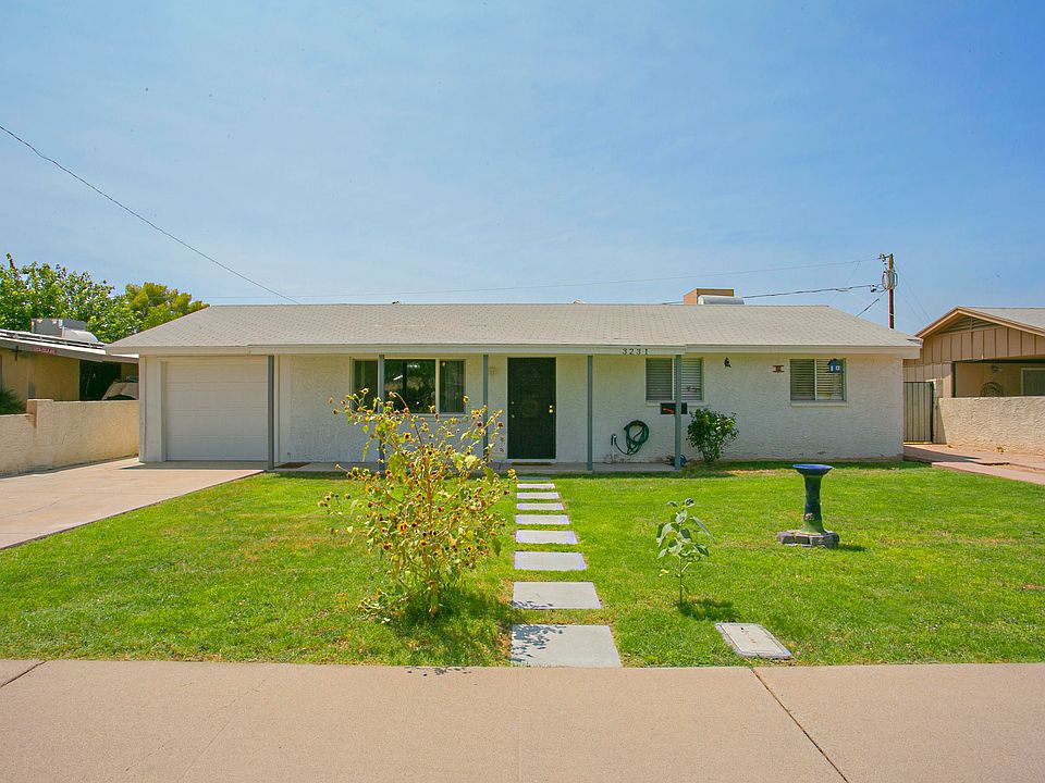 1st image of 3231 W Country Gables Dr