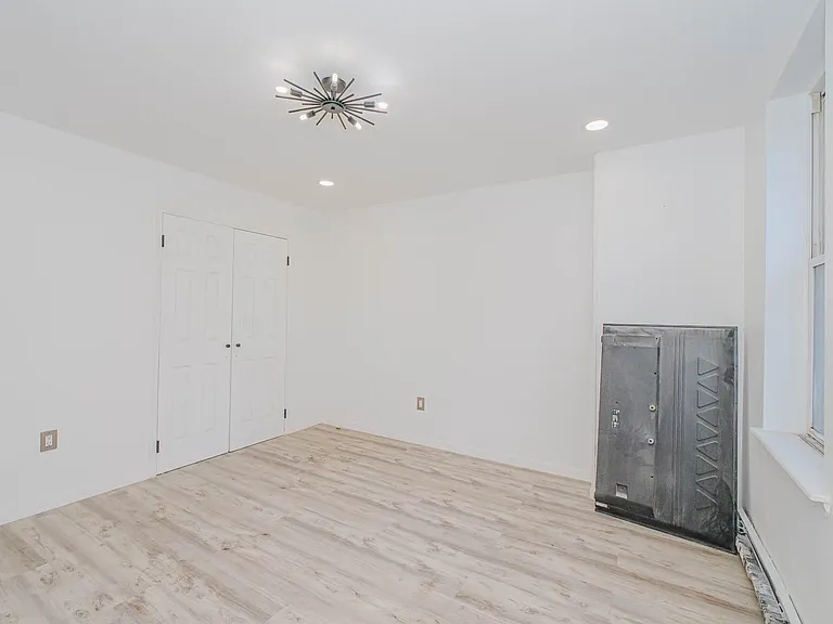 384 Lafayette Ave #1 — Photo 4