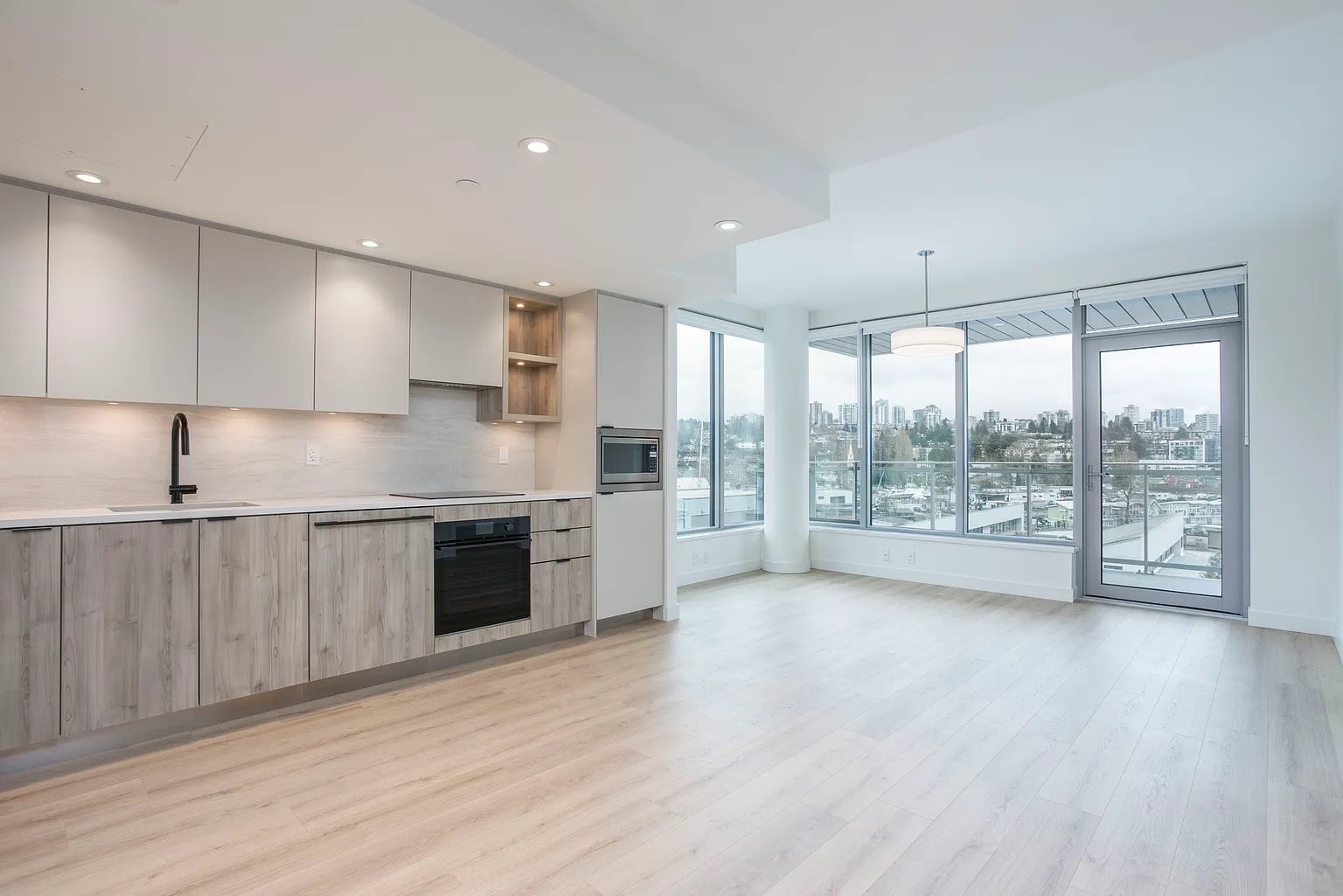 755 Harbourside Dr #610 photo 1