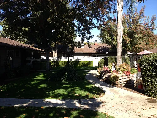 1025 W Mesa Ave Photo 1